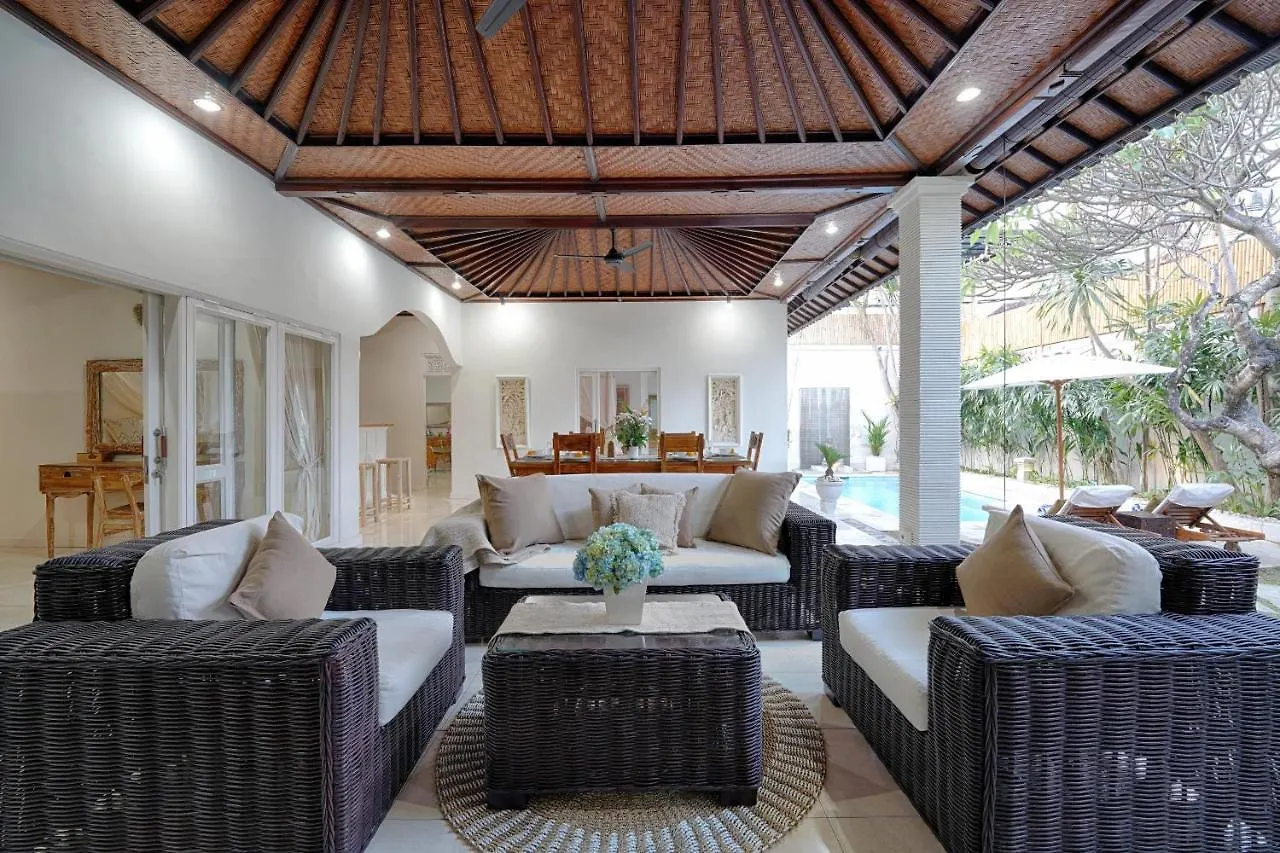Villa Noni Seminyak Indonesia